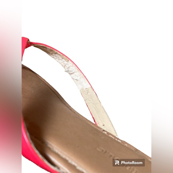 Banana Republic Neon Pink Flip Flops. Size 6. - Picture 5 of 9